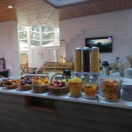 Hotel Dacia Neptun Kültér fotó